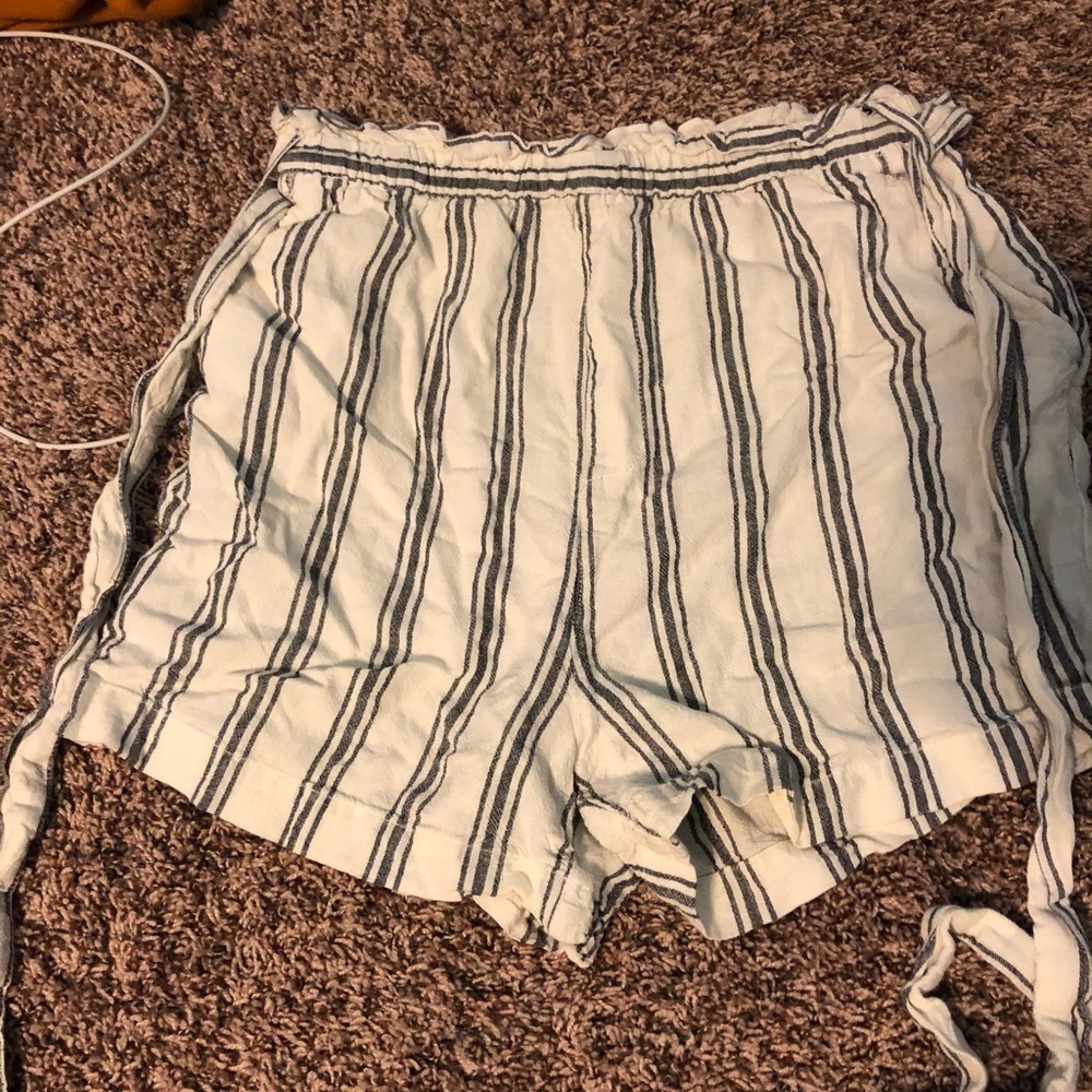 H&M paper bag shorts